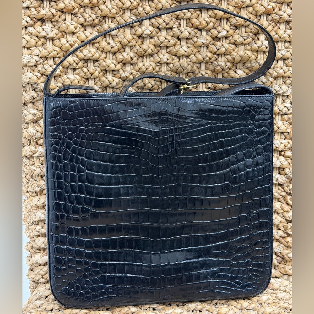 Salvatore‎ Ferragamo Gancini Shoulder Bag - Picture 2 of 10